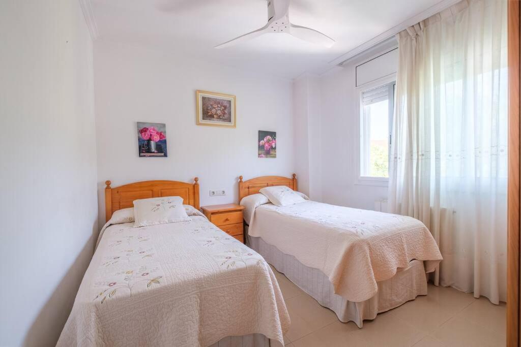 Apartamento En Complejo Residencial, Con Piscina. Σαλού Εξωτερικό φωτογραφία