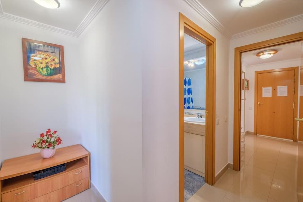 Apartamento En Complejo Residencial, Con Piscina. Σαλού Εξωτερικό φωτογραφία