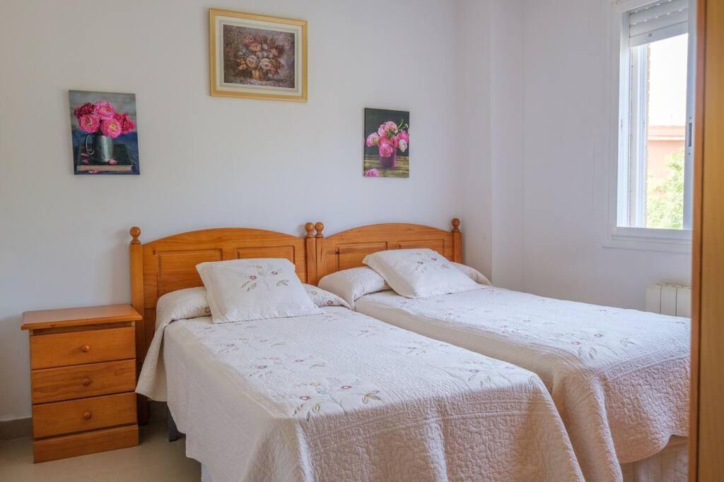 Apartamento En Complejo Residencial, Con Piscina. Σαλού Εξωτερικό φωτογραφία